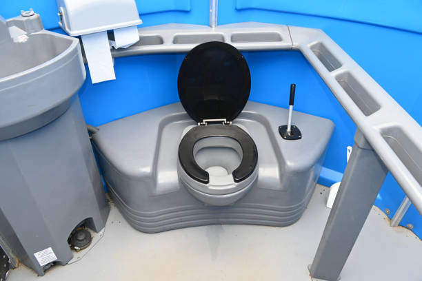 Best Luxury portable toilet rental  in Dunellen, NJ